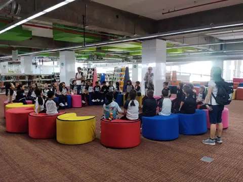 Excursión a la biblioteca